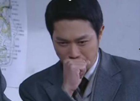 娱乐圈吃瓜专业户是谁,揭秘幕后“瓜王”的真实身份